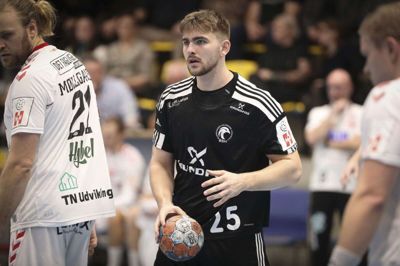 Sasser Sonn skal de kommende tre år spille for KRS Topphåndball i Kristiansand. Foto: Martin Ballund