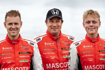 Tre mand på en mission - fra venstre: Kasper H. Jensen, Jens Remo Møller og Gustav Birch. De står foran store udfodringer i 2023. Foto: GMB Motorsport