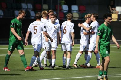 Der blev scoret seks gange på Jysk Park, da Young Boys mødte Dalum IF. Foto: Martin Ballund