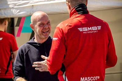 Udover at køre selve Le Mans for ParkOne Racing, kører Jan Magnussen for GMB Motorsport ved Michelin Le Mans Cup, der køres torsdag og fredag. Foto: MGB Motorsport