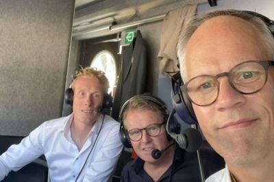 Christian Moberg - her sammen med Rolf Sørensen og Dennis Ritter i kommentatorboksen ved Tour de France - uddeler igen i år af sin ekspertise og erfaring. Privatfoto