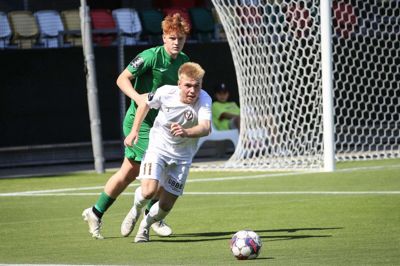 Jonas Yderholm scorede to gange mod topholdet Lyseng, der havde flere tidligere Young Boys- og Silkeborg-KFUM-spillere på holdet som Mathias Laursen, Mathias Lindegaard, Henrik Brodersen og Jesper Broberg. Foto: Jakob Stigsen Andersen