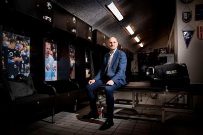 BSH-direktør Jesper Schou lægger ikke skjul på, at klubbens ambitionen er at bide sker med Aalborg og GOG. - Vi drømmer om den næste guldmedalje og spille Champions League i Jysk Arena. Det er den stjerne, vi rækker ud efter hver dag, siger han.