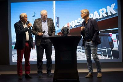 De to aldrende B1909-spillere Walther Richter og Mogens Berg var i fin form. - Politiken skrev, at man kunne høre brølet helt til Langeland, da jeg scorede mod Real Madrid, berettede Richter længst til venstre. Foto Jakob Stigsen Andersen
