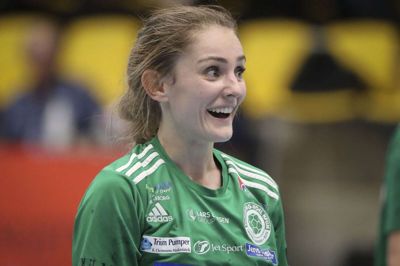 Sofie Bæk Andersen vil fortsætte det gode spil, som Silkeborg-Voel leverer lige nu. På den måde kan holdet tage selvtilliden med over i slutspillet, der er meget tæt på at være sikret. Foto: Martin Ballund