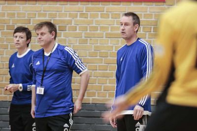 Jens Steffensen er her i midten fra sin tid som træner i Bjerringbro FH. Foto: Martin Ballund