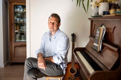 At spille musik og skrive digte og sangtekster er vigtige ingredienser i Kristian Boe Christensens liv.