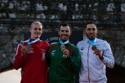 Mads Brandt Pedersen vandt to medaljer ved maraton-VM. Foto: Afonso Silva