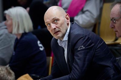 - Jeg hæfter mig meget ved, at vi var har vist det topniveau, vi gerne vil have. Når vi har spillet godt, har vi i år været på et højere niveau end sidste sæson, siger BSH-direktør Jesper Schou