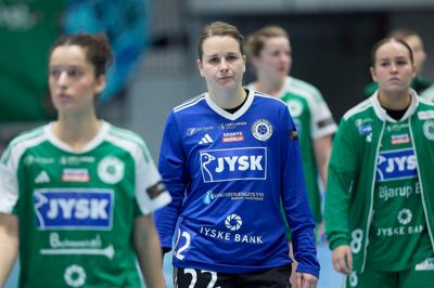 Stine Bonde og Silkeborg-Voel jagter to vigtige point fredag aften.