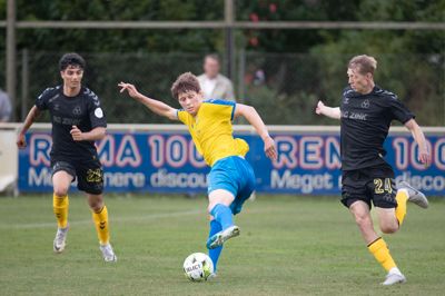 Oscar Wilson scorede begge mål i sejren.