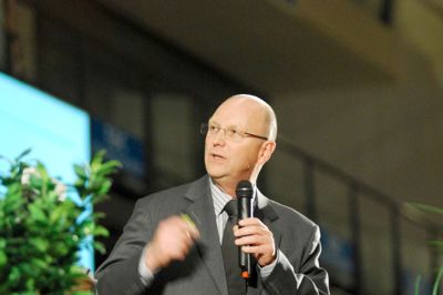 Carsten Kissmeyer - vil smide med bolde ...