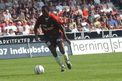 Arkivfoto: Kurt Larsen. Oluwafemi Ajilore har spillet 98 kampe for Ulvene - og skal nu forsøge at tilspille sig sin anden kontrakt med FCM
