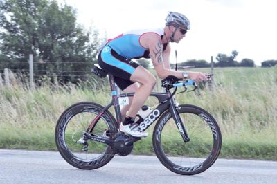 SASKIA GAULKE. Triathlonsporten er andet end Kronprins Frederik SASKIA GAULKE