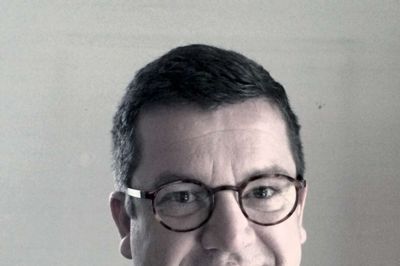 - Man kan ikke stå uden for Herning Valgmenighed, hvis man vil konfirmeres i dens kirke, fastholder bestyrelsesformand Morten Dybro.