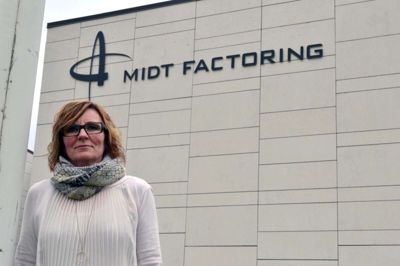 HR-chef Lone Plagborg, Midt Factoring