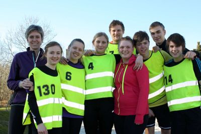 En gruppe elever fra Midtjysk Efterskole har meldt sig frivilligt og helt for egen regning til at løbe om natten, når Billund Lufthavn åbner startbanen for 5000 løbere.