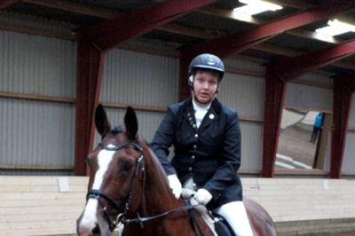 Anette Elkjær Jensen er en af fem ryttere fra Højris Rideklub, der deltager i idrætsfestivalen i Hadsund (Foto: Højris Rideklub)