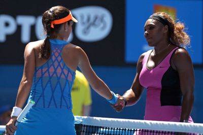 Tennisstjernerne Ana Ivanovic (t.v.) og Serena Williams mødes i november i Jyske Bank Boxen. Foto: Polfoto/AP