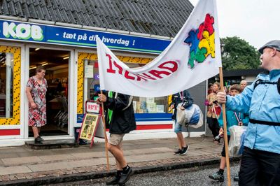 Optogets rute var lagt forbi den lokale købmand. ? Foto: Jørn Deleuran