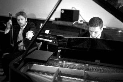 En jazzkoncert med duoen Flensborg Venndt er Bording Kirkes bidrag til årets byfest i Bording