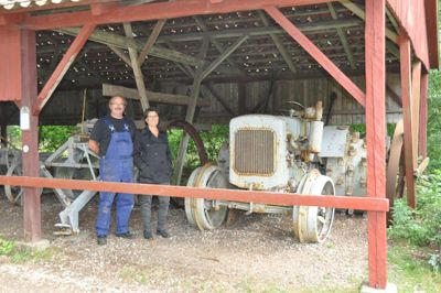 Den nye Deutz traktor blev første gang vist frem på Vester Palsgaard ved sommerfesten