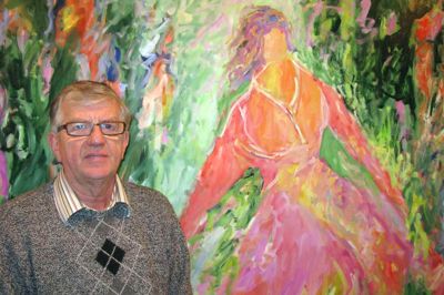 Ove Ødegaard gør ikke kun i Skagen, men også i franske dansepiger som på billedet her. ?foto: hans mikkelsen