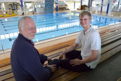 Mentor Bent Kristensen (tv.) fra Bording og mentee Christian Broni fra Engesvang har udviklet et stærkt venskab via mentorordningen (Foto: Ole Bitsch)