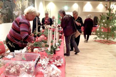 Især bankospillet med flotte præmier trækker traditionelt mange gæster til Soroptimisternes Julebazar på Ikast Bibliotek