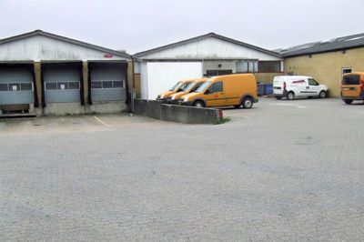 Endnu en gang har tyve raget til sig af pakkeposten på Post Danmarks distributionscenter i Brande. Foto: Flemming Thulstrup (Arkiv)