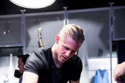 Landsholdsmålmand Kasper Schmeichel er gået i samarbejde med modekoncernen Bestseller om at designe og udvikle to årlige Jack & Jones Tech-kollektioner.