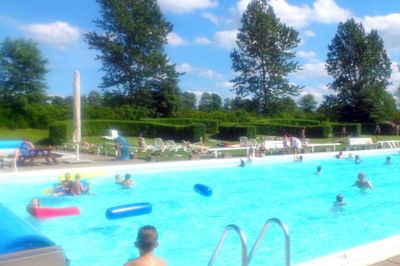 Bording Friluftsbad er igen gjort klar til sommeren, hvor blandt andet Bording Svømmeklub rykker ind hver mandag og tirsdag aften. ?foto arkiv