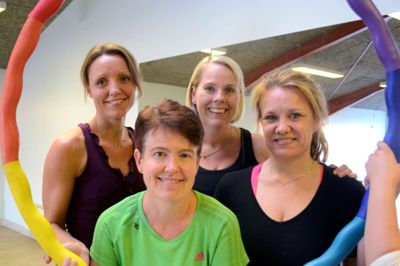 Bagest fra venstre Kirsten Brink, Dorte Mejer, forrest Bente Sandgaard og Heidi Jørgensen - instruktører i IFFI, der glæder sig til at komme igang med sæsonen ?foto laila kempel