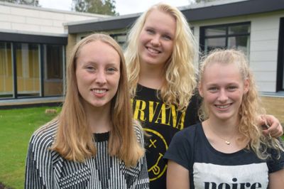 Malene Kronborg Sahl, Nikoline Romlund Lei og Freja Thodborg Gregersen fik lynhurtigt stablet en indsamling til fordel for flygtningene fra borgerkrigen i Syrien på benene og kradsede på få dage over 13.000 kroner ind. ?Privatfoto