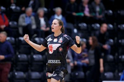 Louise Burgaard scorede seks mål, da FCM-kvinderne knuste Ringkøbing 25-15 onsdag aften. Foto: Henrik Ole Jensen