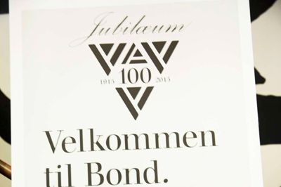 200 af Andelskassens kunder var forleden i biografen for at følge James Bonds seneste eventyr ?foto privat