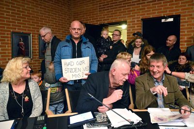 Der var ingen tvivl om, hvad Isenvads borgere tænker om at få vindmøller 1200 meter syd for bygrænsen ?foto steen hebsgaard