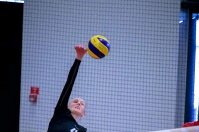 Volleypigerne i Ikast er klar til oprykningsspil. Første kamp er på lørdag på hjemmebanen i Hyldgårdshallen ?Foto: Hamistolen Photography