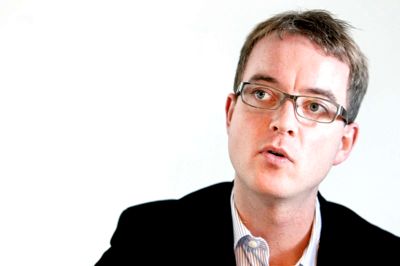 Miljø- og fødevareminister Esben Lunde Larsen vil ændre hundeloven, så den italienske muskelhund A-Iceberg kan slippe for at blive aflivet og i stedet sendes hjem til Italien. Her er det et foto af en anden hund af samme race, dogo argentino, der er blandt 13 forbudte racer i Danmark. Foto: Tom Laursen
