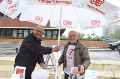 Bjarne Sass-Petersen (tv) afløser Henning Busk på formandsposten. ?ARKIV-foto