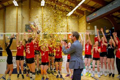 Så er det afgjort - U18-pigerne vinder guld.