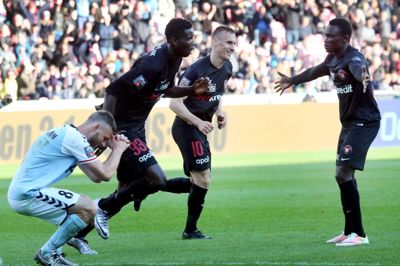 FC Midtjylland vandt 3-2 over SønderjyskE hjemme på MCH arena og forbedrer dermed mulighederne for både medaljer og kvalificering til Europa leage.
Foto: Flemming Hansen