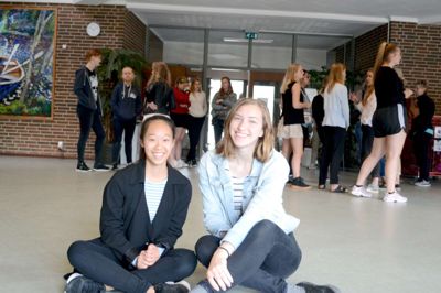 Mie Danielsen fra Skanderborg rejser til Brasilien og amerikanske Grace Conheady er snart på vej hjem til USA efter et år i Nørre Snede? foto laila kempel