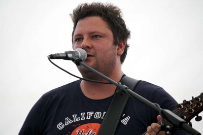 Stefan Kyndesen er henholdsvis fredag og lørdag på scenen i bandsammenhæng og solo. Billedet er fra Open Air 2014. ? Foto: Kim Kristensen
