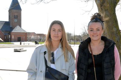 Signe Christiansen (tv) og Josephine Midttun er klar til at fylde Torvet den 28. august. ?Foto: Steen Hebsgaard
