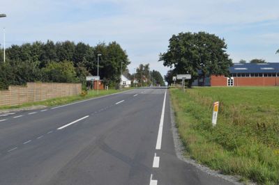 Her op mod Bording Kirkeby på Skyggevej skal der etableres rumlefelter i bestræbelserne på, at få bilisterne til at lette foden en kende fra speederen, når man kommer til den lille by. ???????????Foto: Flemming Thulstrup