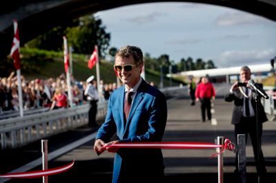 Kronpris Frederik klippede snore da Den Nye Silkeborg Motorvej blev officielt åbnet.
Foto: Jakob Stigsen Andersen