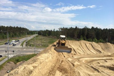 Der er flyttet rundt med ufatteligt mængder jord for at realisere motorvejs-projektet ved Silkeborg, og en de medvirkende kræfter i dette arbejde har været entreprenørfirmaet Gustav H. Christensen fra Herning Privatfoto