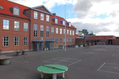 Vestre Skole, som lukker, når skoleåret 2016/17 er omme, er Ikast-Brandes bud på, hvor en ny politiskole kan placeres. Foto: Christian Sjurman
