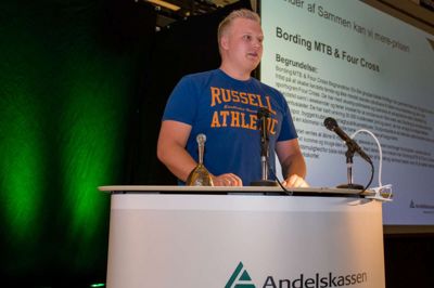 Sammen kan vi mere prisen blev i 2016 givet til cykelklubben i Bording, her repræsenteret ved kasserer Simon Kring. Klubben kæmper for at få deres egen bane gjort færdig ?foto Laila Kempel